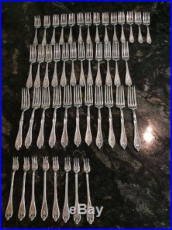 Vintage Rogers Old Colony silver-plate flatware/silverware set, 191 pieces