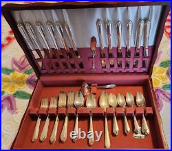 Vintage Rogers Reinforced Silverplate Flatware Inspiration Corn & Chest 75+ Pcs Vintage Rogers Reinforced Silverplate Flatware Inspiration Corn & Chest 75+ Pcs