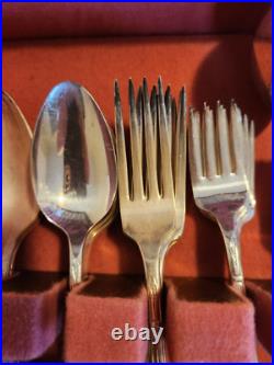 Vintage Rogers Reinforced Silverplate Flatware Inspiration Corn & Chest 75+ Pcs Vintage Rogers Reinforced Silverplate Flatware Inspiration Corn & Chest 75+ Pcs