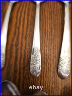 Vintage Rogers Silver Mist Marigold 56 Piece Silverplated Flatware Set Service 8