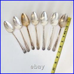 Vintage Rogers Silver Plate Eternally Yours Flatware 45 Piece Set & Box Floral