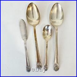 Vintage Rogers Silver Plate Eternally Yours Flatware 45 Piece Set & Box Floral