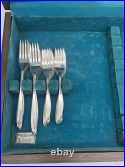 Vintage WM A Rogers Oneida Flowertime Silverplate Flatware 60pc Serves 12 Case