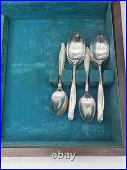 Vintage WM A Rogers Oneida Flowertime Silverplate Flatware 60pc Serves 12 Case