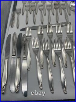 Vintage WM A Rogers Oneida Flowertime Silverplate Flatware 60pc Serves 12 Case