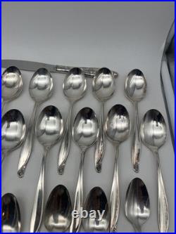 Vintage WM A Rogers Oneida Flowertime Silverplate Flatware 60pc Serves 12 Case
