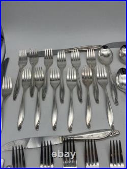 Vintage WM A Rogers Oneida Flowertime Silverplate Flatware 60pc Serves 12 Case
