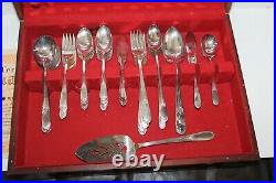 Vintage WM ROGERS 70 piece silver plate flatware in very good condition