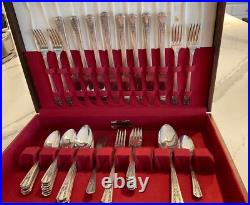 Vintage WM Rogers 53 Piece Silverware Sectional Oneida LTD #443