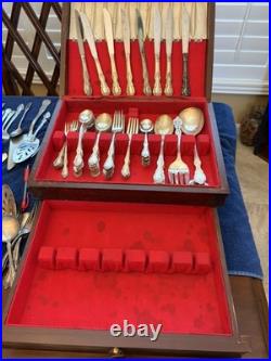 Vintage WM Rogers Mfgco. Extra Plate 59 Piece Set Original Rogers Withwooden Box