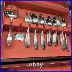 Vintage WM Rogers Oneida Silver Plated First Love Silverware 70 Piece Set Boxed