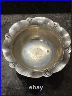 Vintage W M Roger's Silver plate Footed Bowl. Preowned And In Very Good Shape