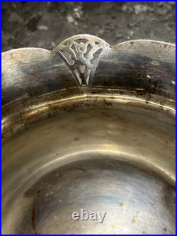 Vintage W M Roger's Silver plate Footed Bowl. Preowned And In Very Good Shape