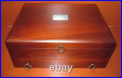 Vintage Wm Rogers IS Silver plate Flatware in a Reed & Barton Wood Case