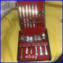 Vintage Wm. Rogers Mfg. Co. AA Jubilee Silverplate Flatware Set 55 Pieces