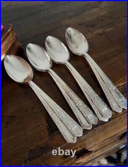 Vintage Wm Rogers Mfg Silver Plated Flatware Set with Chest