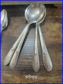 Vintage Wm Rogers Silverplate Flatware Lot Wood Chest 4 Patterns 84 Pc