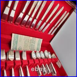 Vintage Wm Rogers Silverplate Flatware Set 88 Pc with Wood Chest & Guarantee cert