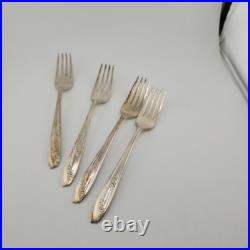 Vintage Wm Rogers Silverplate Flatware Set 88 Pc with Wood Chest & Guarantee cert