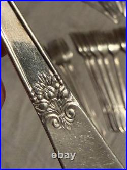 Vtg 1847 Rogers Bros First Love Silverplate Flatware Set with Wooden Chest 72