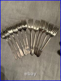 Vtg 1847 Rogers Bros First Love Silverplate Flatware Set with Wooden Chest 72