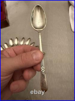 Vtg 1847 Rogers Bros First Love Silverplate Flatware Set with Wooden Chest 72