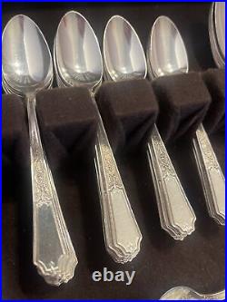 Vtg 1847 Rogers Bros SI Ancestral set/60 utensils & MI Naken Tarnish Proof Chest