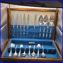 Vtg. 1847 Rogers Bros. Silverplated Esperanto Flatware 47 Piece Set