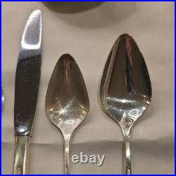 Vtg. 1847 Rogers Bros. Silverplated Esperanto Flatware 47 Piece Set