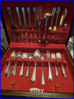 Vtg 1930s William Rogers Silverplate Flatware 52 Pc Set Silverware with Case Read