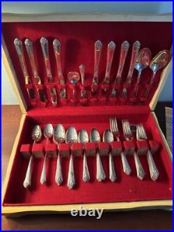 Vtg 60 Pc Set Rogers Bros IS Starlight Place Silver Plate Set with Chest