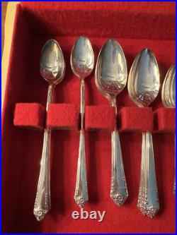 Vtg 60 Pc Set Rogers Bros IS Starlight Place Silver Plate Set with Chest