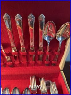 Vtg 60 Pc Set Rogers Bros IS Starlight Place Silver Plate Set with Chest
