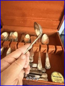 Vtg Oneida Wm A Rogers VALLEY ROSE Silverplate Flatware Set 1956 McGraw Chest