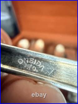 Vtg Oneida Wm A Rogers VALLEY ROSE Silverplate Flatware Set 1956 McGraw Chest