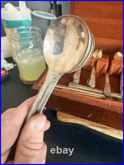 Vtg Oneida Wm A Rogers VALLEY ROSE Silverplate Flatware Set 1956 McGraw Chest Vtg Oneida Wm A Rogers VALLEY ROSE Silverplate Flatware Set 1956 McGraw Chest