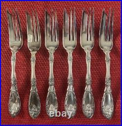 Vtg Rogers 1881 La Vigne Silverplate flatware set of 34