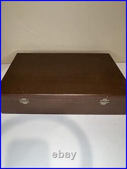 Vtg WM Rogers & Son VICTORIAN ROSE Silver ware plate 50pc Set in Wood Box