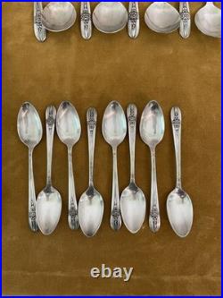 Vtg. Wm Rogers Silver plate Flatware Triumph Pattern Servings for 8.1941