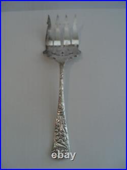 WM. ROGERS ANTIQUE SILVER PLATE MEAT / SERVING FORK with UNUSUAL BRITE-CUT DESIGN