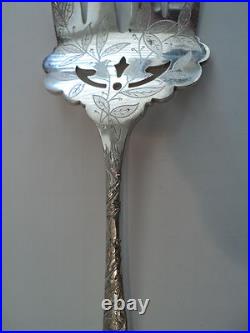WM. ROGERS ANTIQUE SILVER PLATE MEAT / SERVING FORK with UNUSUAL BRITE-CUT DESIGN