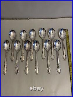 WM. ROGERS IS 72 PCS. MOONLIGHT VICTORIAN ROYAL SILVER PLATE FLATWARE Set WithBox