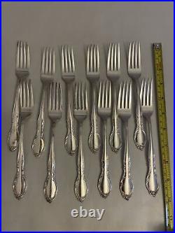WM. ROGERS IS 72 PCS. MOONLIGHT VICTORIAN ROYAL SILVER PLATE FLATWARE Set WithBox