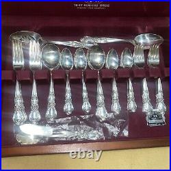 WM. ROGERS IS 74 PCS. MOONLIGHT VICTORIAN ROYAL SILVER PLATE FLATWARE Set WithBox