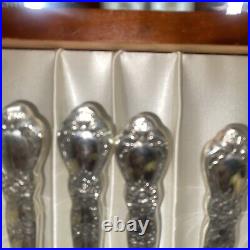 WM. ROGERS IS 74 PCS. MOONLIGHT VICTORIAN ROYAL SILVER PLATE FLATWARE Set WithBox