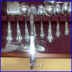 WM. ROGERS IS 74 PCS. MOONLIGHT VICTORIAN ROYAL SILVER PLATE FLATWARE Set WithBox
