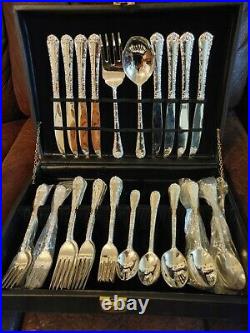 WM ROGERS & SON SILVER PLATED ENCHANTED ROSE set for 8-42 PC SILVERWARE FLATWARE
