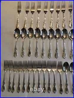 WM Rogers 60 Pc Silver Plate Grand Elegance 12 Place Settings Complete