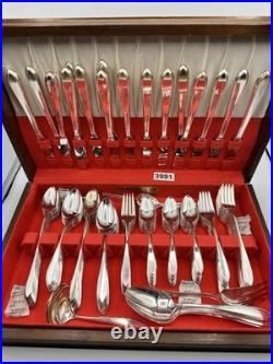 WM Rogers AA Lufberry 1915 IS Silver Plate 114 Piece Flatware Service For 16