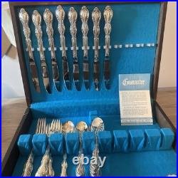 WM Rogers International Jubilee 36 Piece Silverware Set with Case